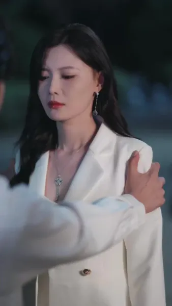 แค้นรักกุหลาบไฟ