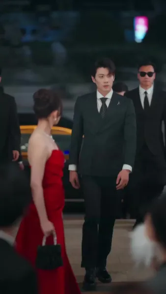 แค้นรักกุหลาบไฟ