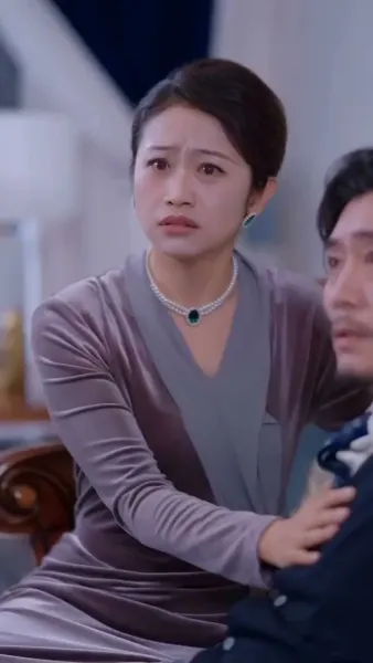 เกิดใหม่ ฉันยิ้มอย่างเย็นชา