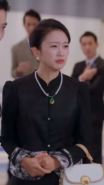 เกิดใหม่ ฉันยิ้มอย่างเย็นชา