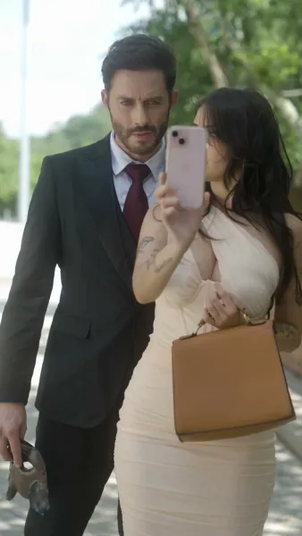 นักรบครูเสดแห่งความลับของเธอ