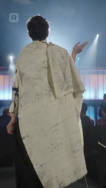 นักรบครูเสดแห่งความลับของเธอ