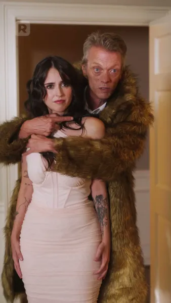 นักรบครูเสดแห่งความลับของเธอ