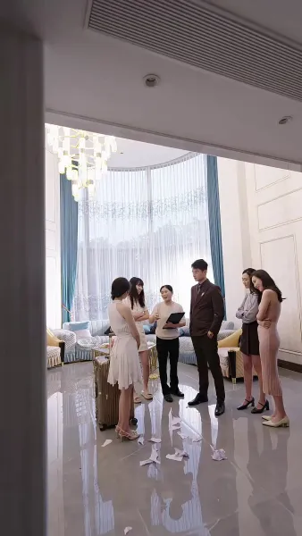 เสแสร้งว่ารักคุณ