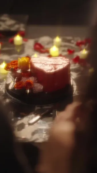 กุหลาบกับสนภูเขา