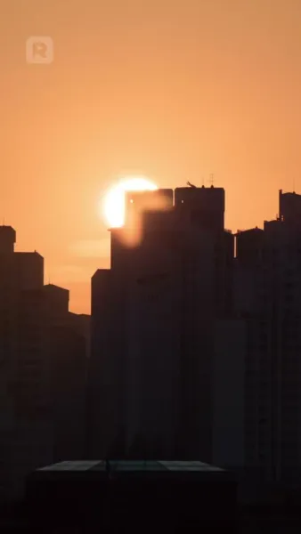 เด็กเรียกที่ฉันพบในปารีส