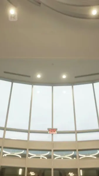 เด็กเรียกที่ฉันพบในปารีส