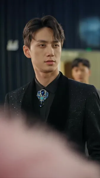 ความรักกับความลับ