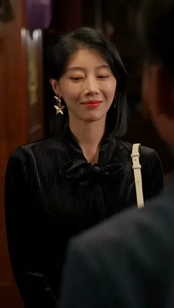 ความรักกับความลับ