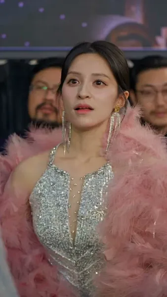 ความรักกับความลับ