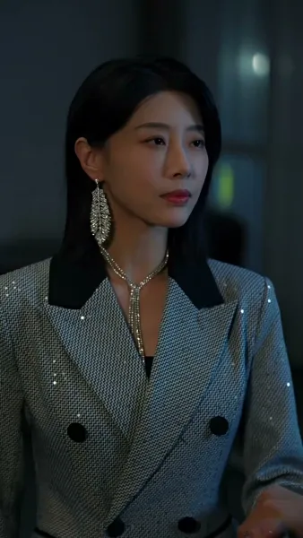 ความรักกับความลับ