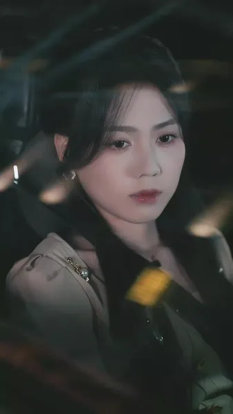 มงกุฎของผู้ไม่ยอมก้มหัว