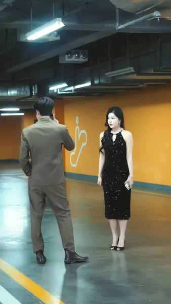 มงกุฎของผู้ไม่ยอมก้มหัว