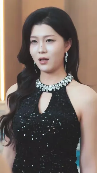 มงกุฎของผู้ไม่ยอมก้มหัว