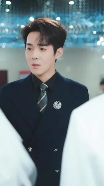 มงกุฎของผู้ไม่ยอมก้มหัว