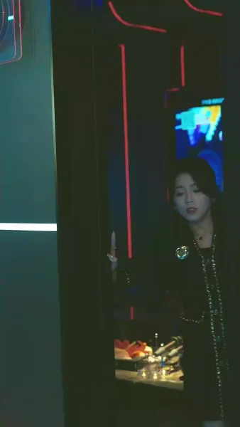 มงกุฎของผู้ไม่ยอมก้มหัว