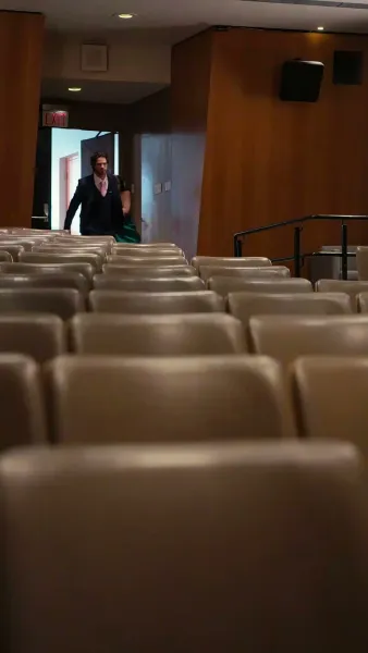 พายุร้ายพัดพาใจสู่ชีวิตใหม่	(พากย์ไทย)