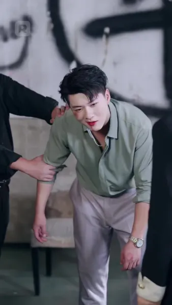 ชะตากรรมทายาทตกอับ