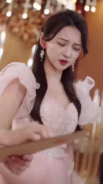 (พากย์เสียง) พระนางหล่อสวย