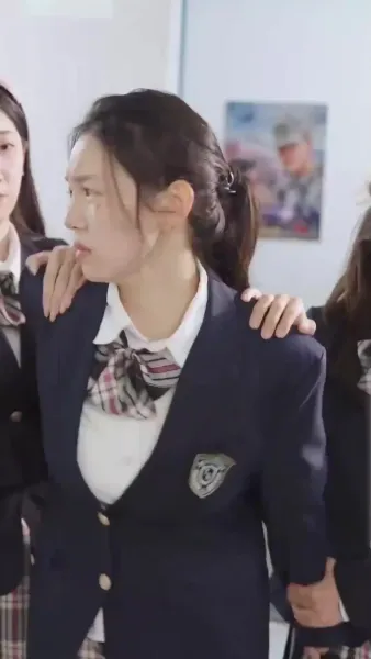 (พากย์เสียง) พระนางหล่อสวย