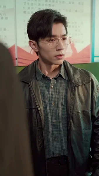 โบกมือลารักไร้ค่า