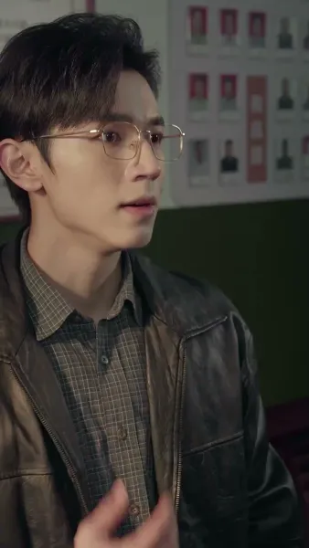 โบกมือลารักไร้ค่า