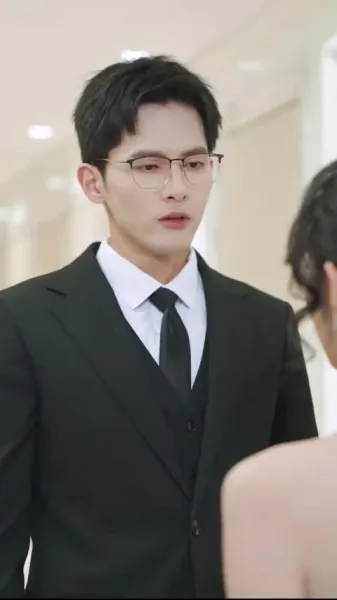  แผนรักจับเลขา