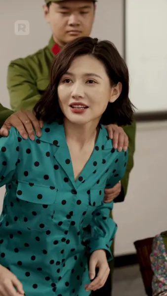 หญิงสาวผู้นำโชค