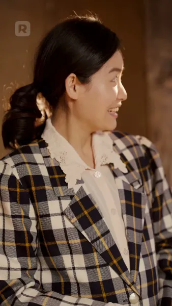 หญิงสาวผู้นำโชค