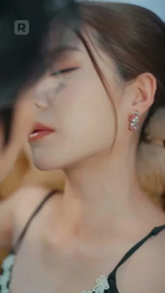 เมื่อสามีทรยศ เธอตัดสินใจจากไป