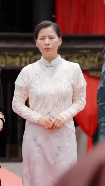 (พากย์เสียง) หญิงงามผู้พิทักษ์