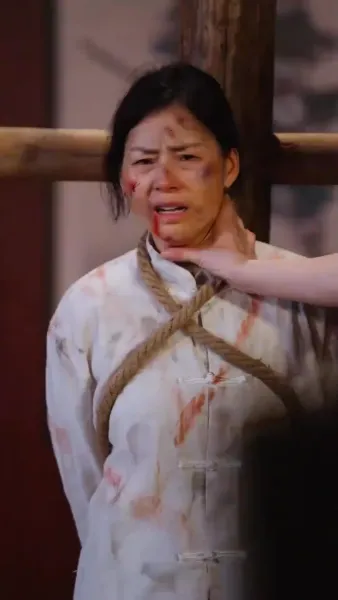 (พากย์เสียง) หญิงงามผู้พิทักษ์