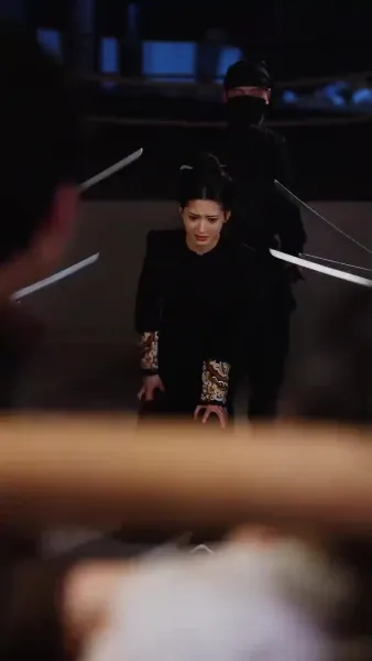 (พากย์เสียง) หญิงงามผู้พิทักษ์