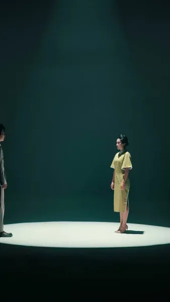 หนี้รักใต้เงาจันทร์