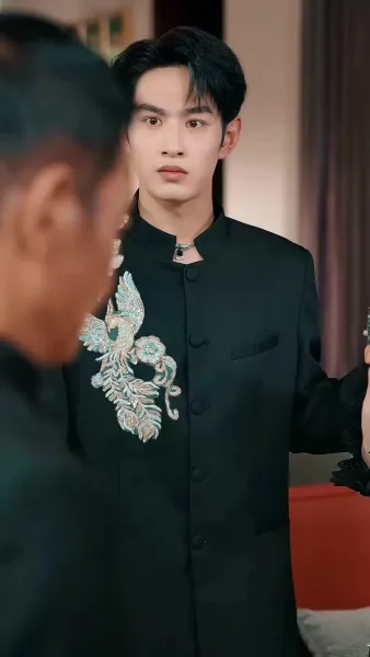 หนี้รักใต้เงาจันทร์