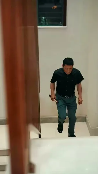 หนี้รักใต้เงาจันทร์