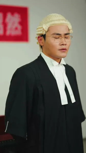 ยอดทนายขอท้าชน