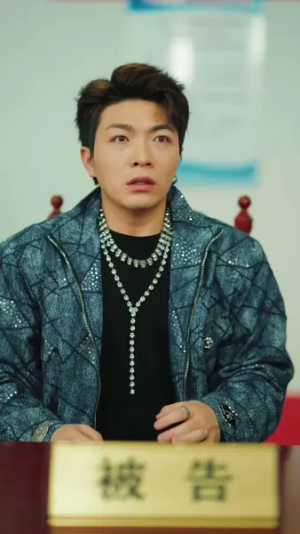 ยอดทนายขอท้าชน