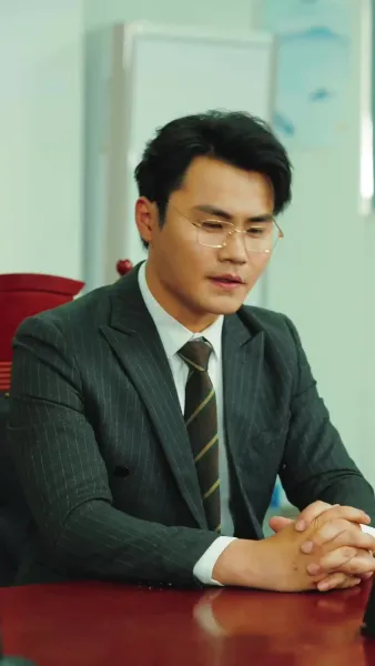 ยอดทนายขอท้าชน