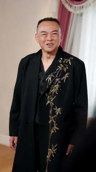 สาวที่ไม่ให้ยุ่งกับ