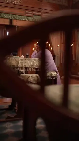 การก้าวขึ้นของสาวใช้ตระกูลขุนนาง