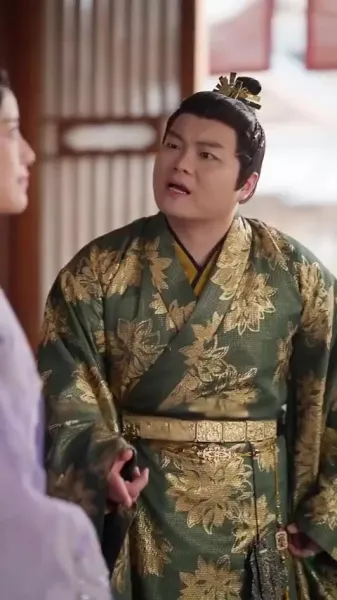 การก้าวขึ้นของสาวใช้ตระกูลขุนนาง