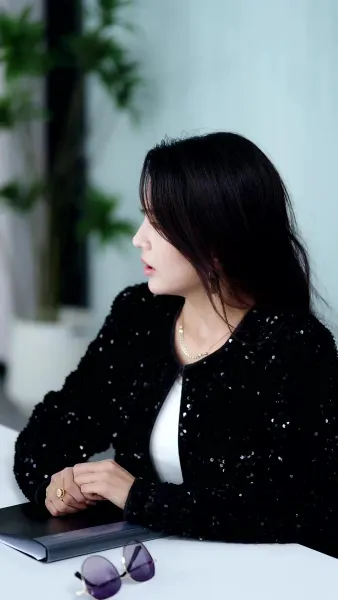 พ่อขาโหดกับลูกสาวจอมแก่น