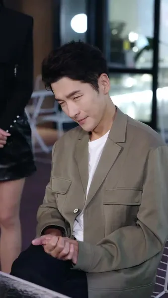 พ่อขาโหดกับลูกสาวจอมแก่น