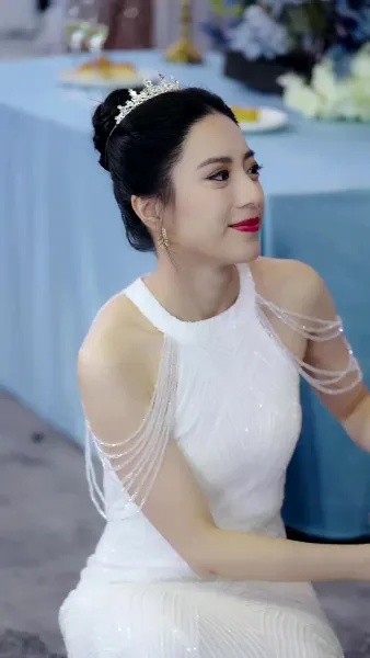 พ่อขาโหดกับลูกสาวจอมแก่น