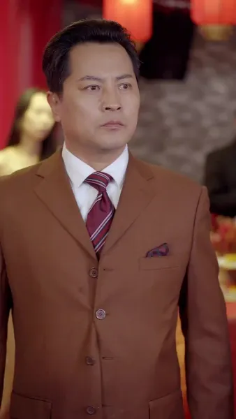 พ่อขาโหดกับลูกสาวจอมแก่น