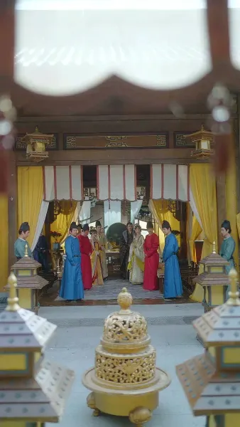 ข้ามเวลามาแอบอู้ในวัง