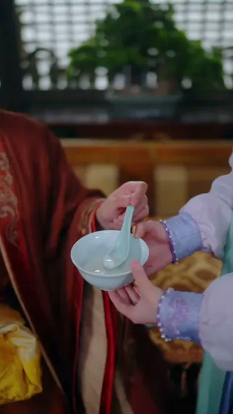 ข้ามเวลามาแอบอู้ในวัง