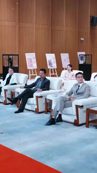 ลิขิตรักคล้องใจหนุ่มกรรมกร