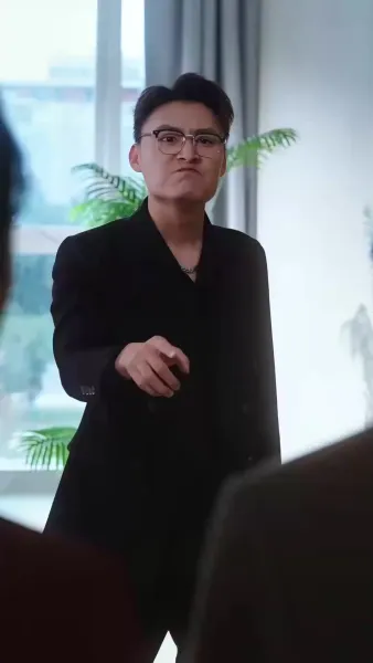 ลิขิตรักคล้องใจหนุ่มกรรมกร